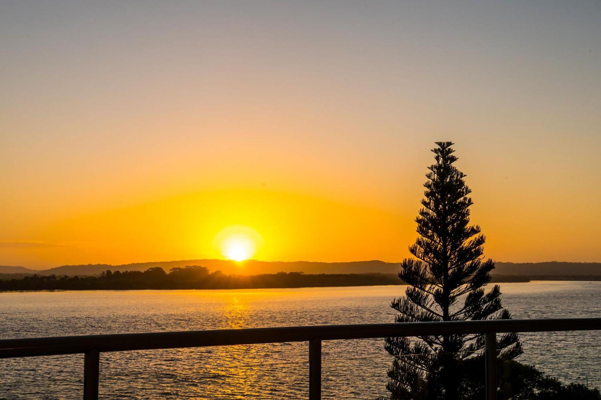 Riverside Holiday Apartments Ballina Exterior foto